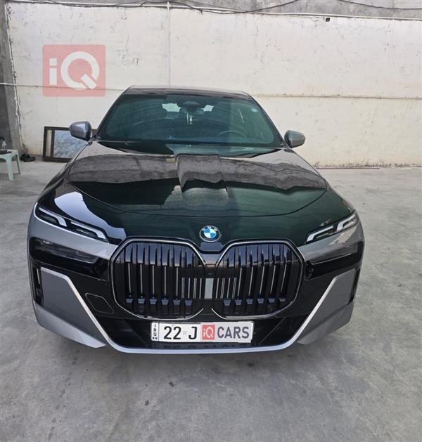 بي ام دبليو الفئة 7 2023 للبيع في العراق - ديالى